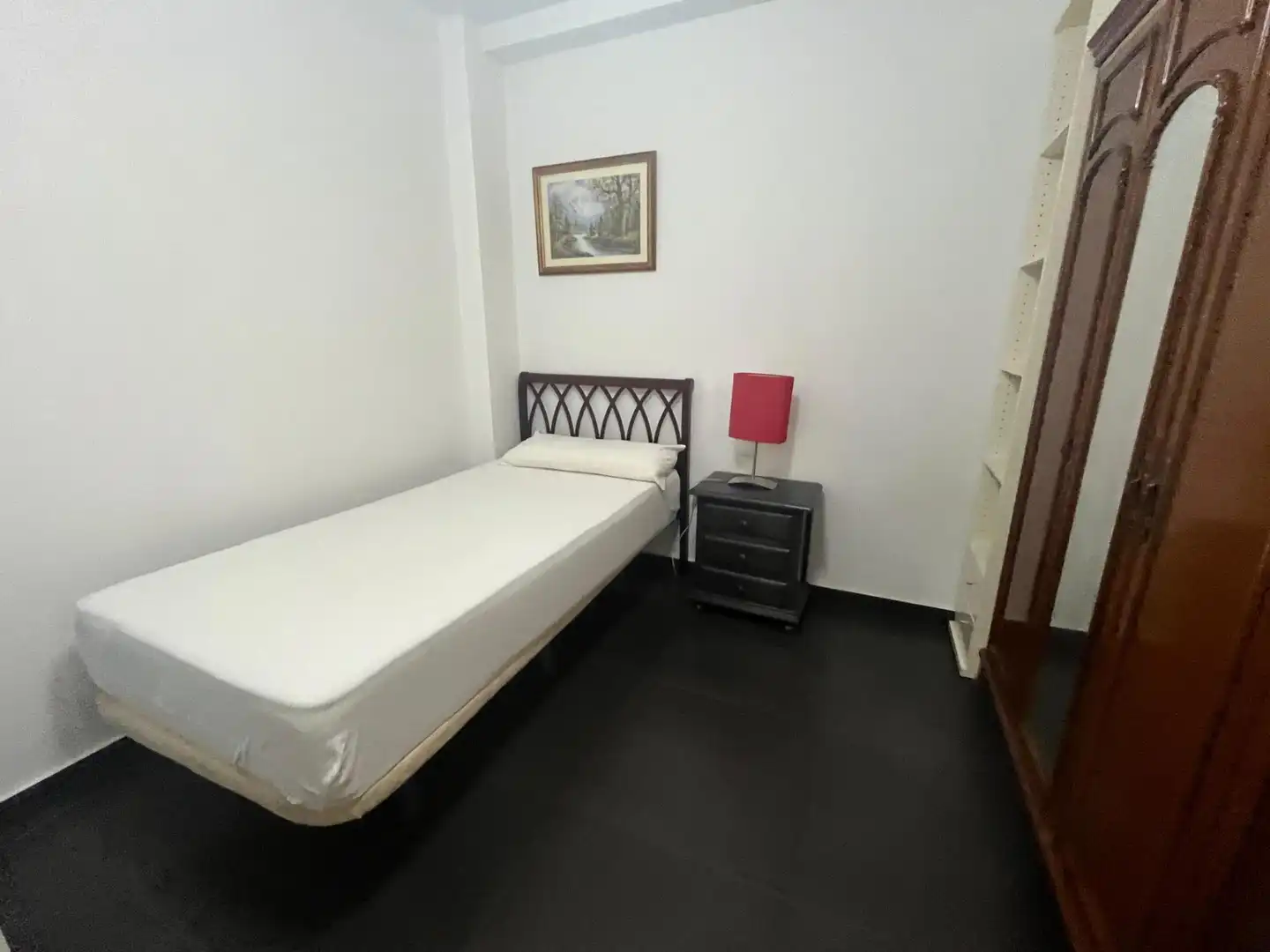 Habitación de Piso en venta en Sevilla con Aire acondicionado, Terraza y Balcón