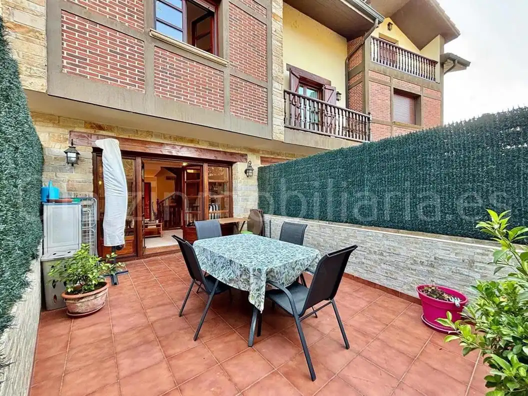 Haus oder Chalet zum Verkauf in Zalla