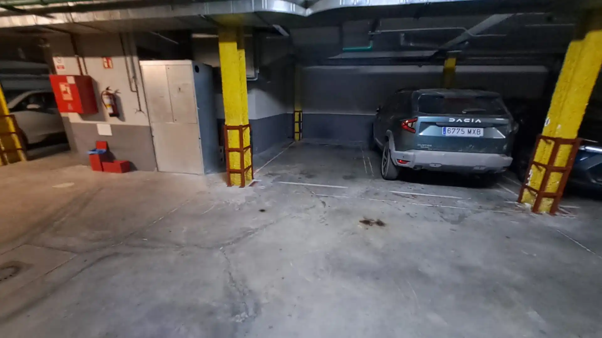 Parkplatz von Wohnung zur Miete in Madrid mit Klimaanlage, Heizung und Abstellraum