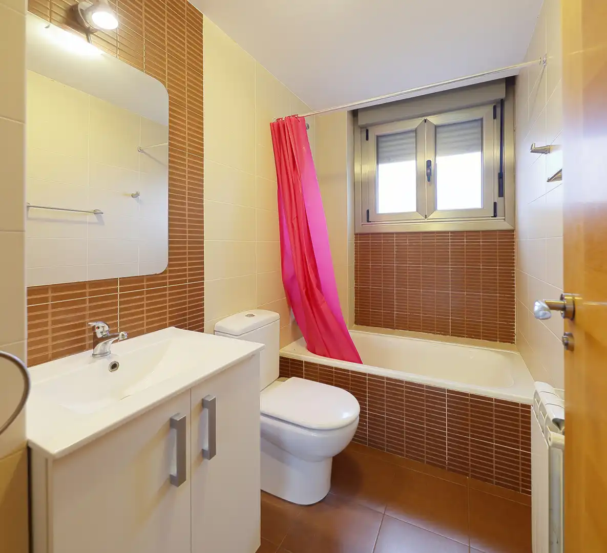 Bathroom of Houses for sale in Gijón   with Heating