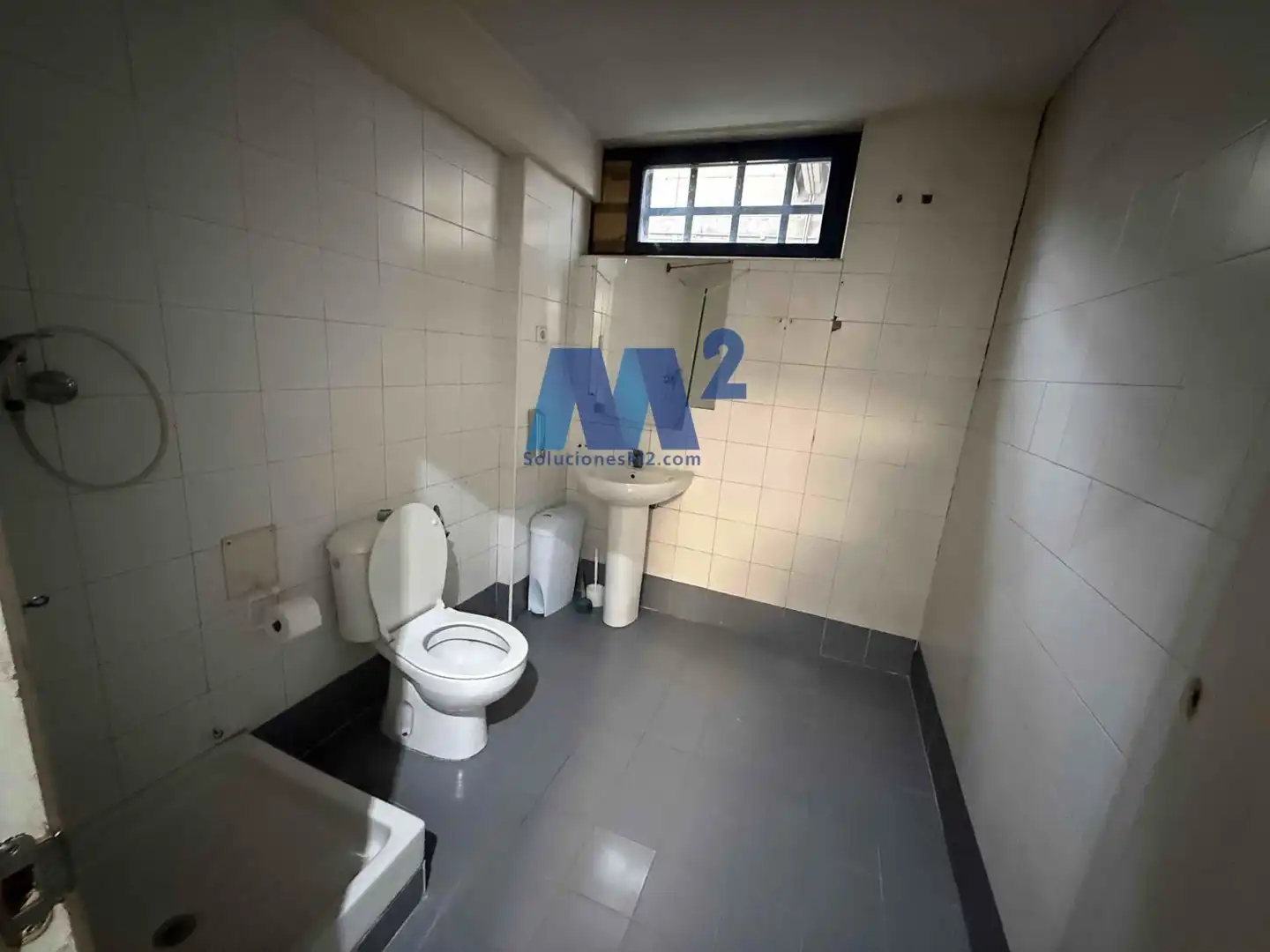 Bathroom of Industrial buildings for sale in San Sebastián de los Reyes