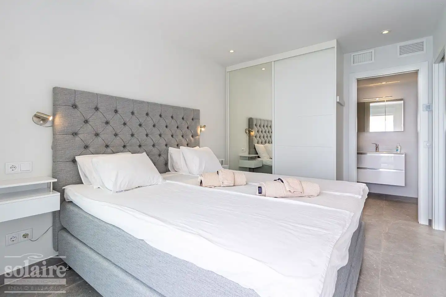 Dormitori de Apartament de lloguer en Altea amb Aire condicionat, Calefacció i Terrassa