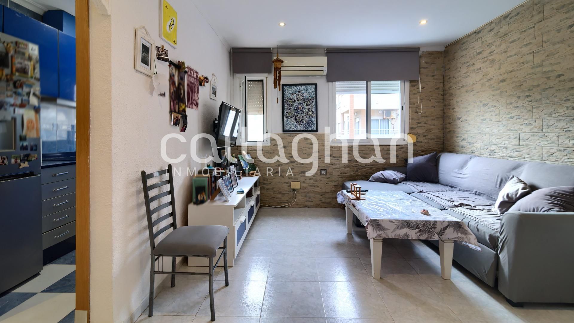Bedroom of Flat for sale in  Valencia Capital  with Air Conditioner, Private garden and Storage room