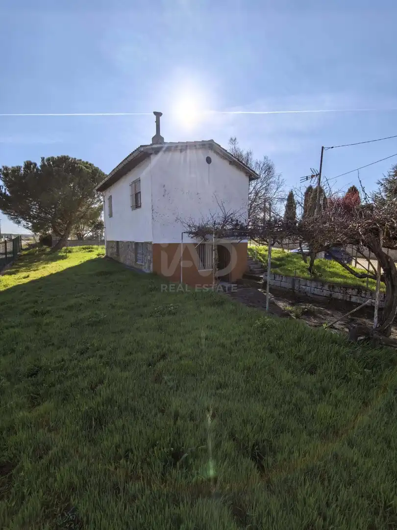 Country house zum Verkauf in Pajares de los Oteros