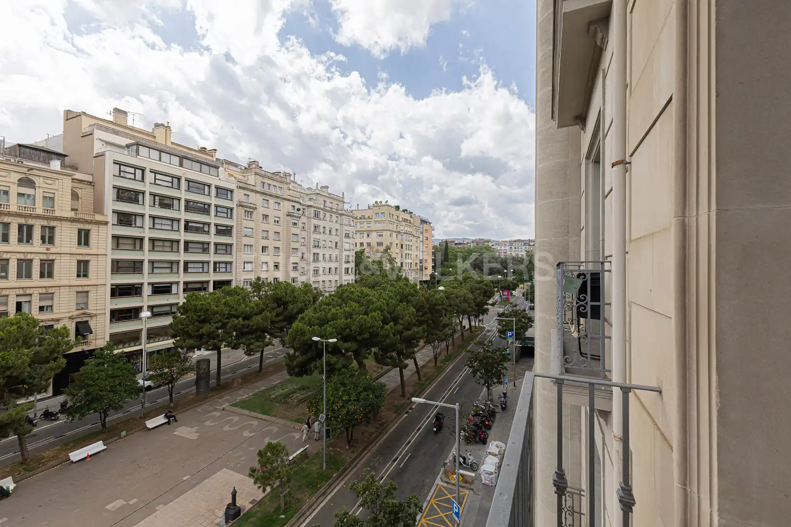 Exterior view of Flat for rent in Barcelona  with Air Conditioner, Heating and Parquet flooring