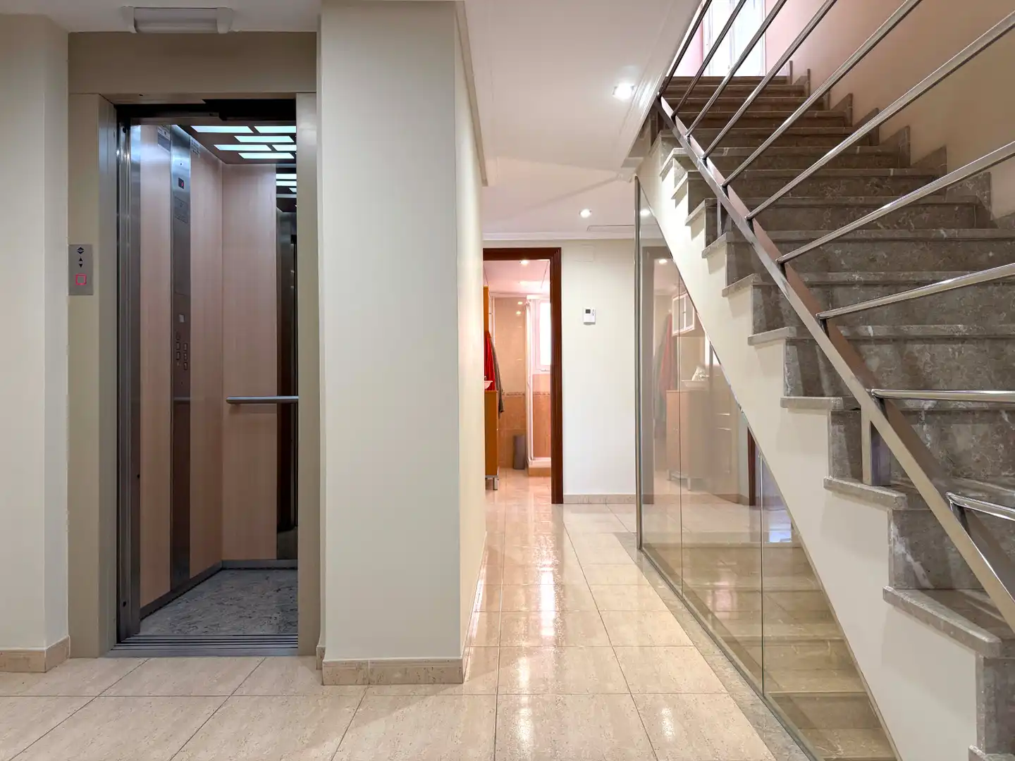 Casa a schiera con terrazza in vendita a Carrer de Vinebre, imagen 43