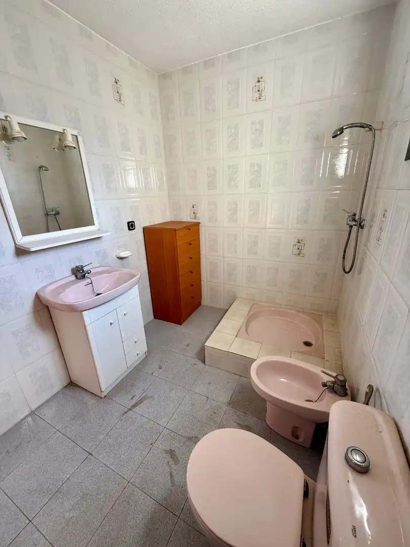 Baño de Casa adosada en venta en Picassent con Calefacción, Terraza y Amueblado