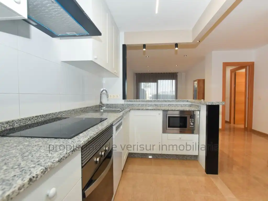Apartament amb piscina de lloguer a Avenida Alcazaba 115, imagen 3