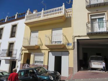 Terraced house for sale in Huelma