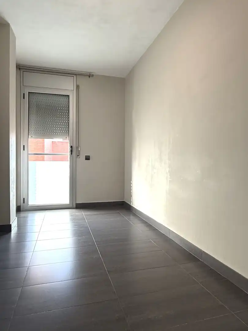 Habitación de Piso en venta en Sant Boi de Llobregat con Aire acondicionado y Calefacción