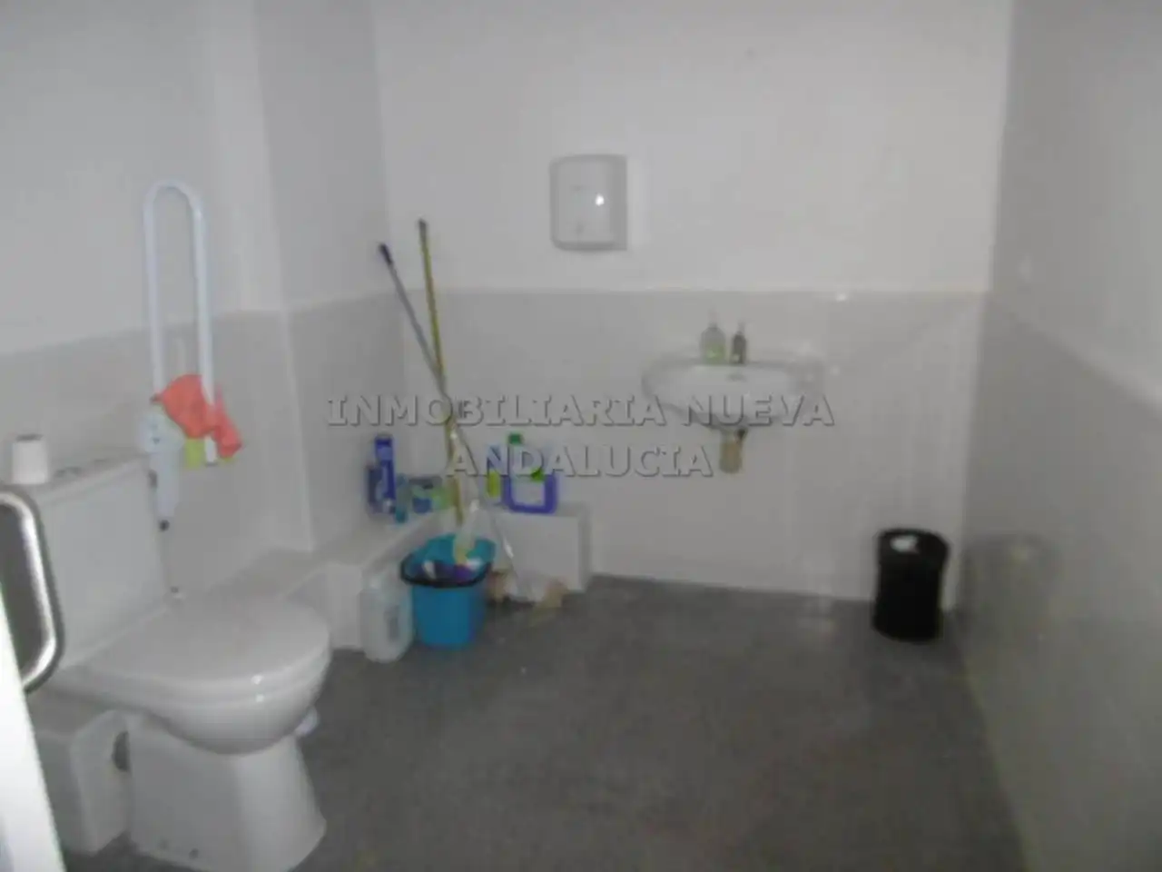 Oficina de alquiler en Nueva Almería - Cortijo Grande - Vega de Acá