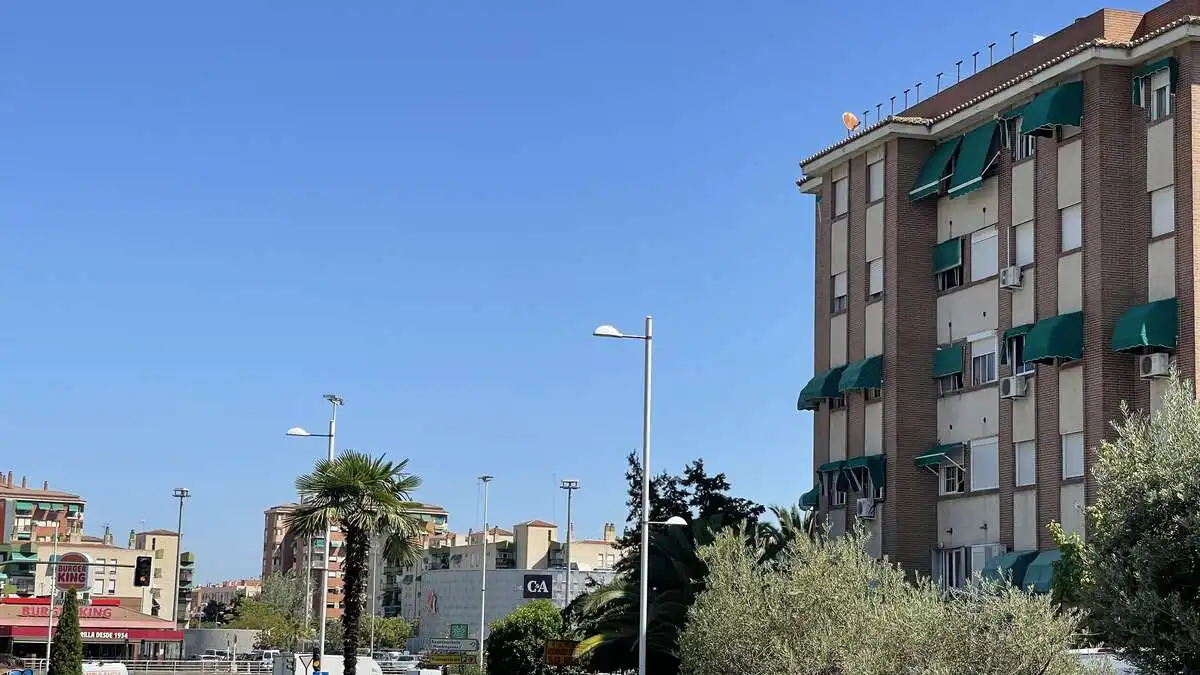 Exterior view of Flat for rent in Granada  with Air Conditioner and Heating