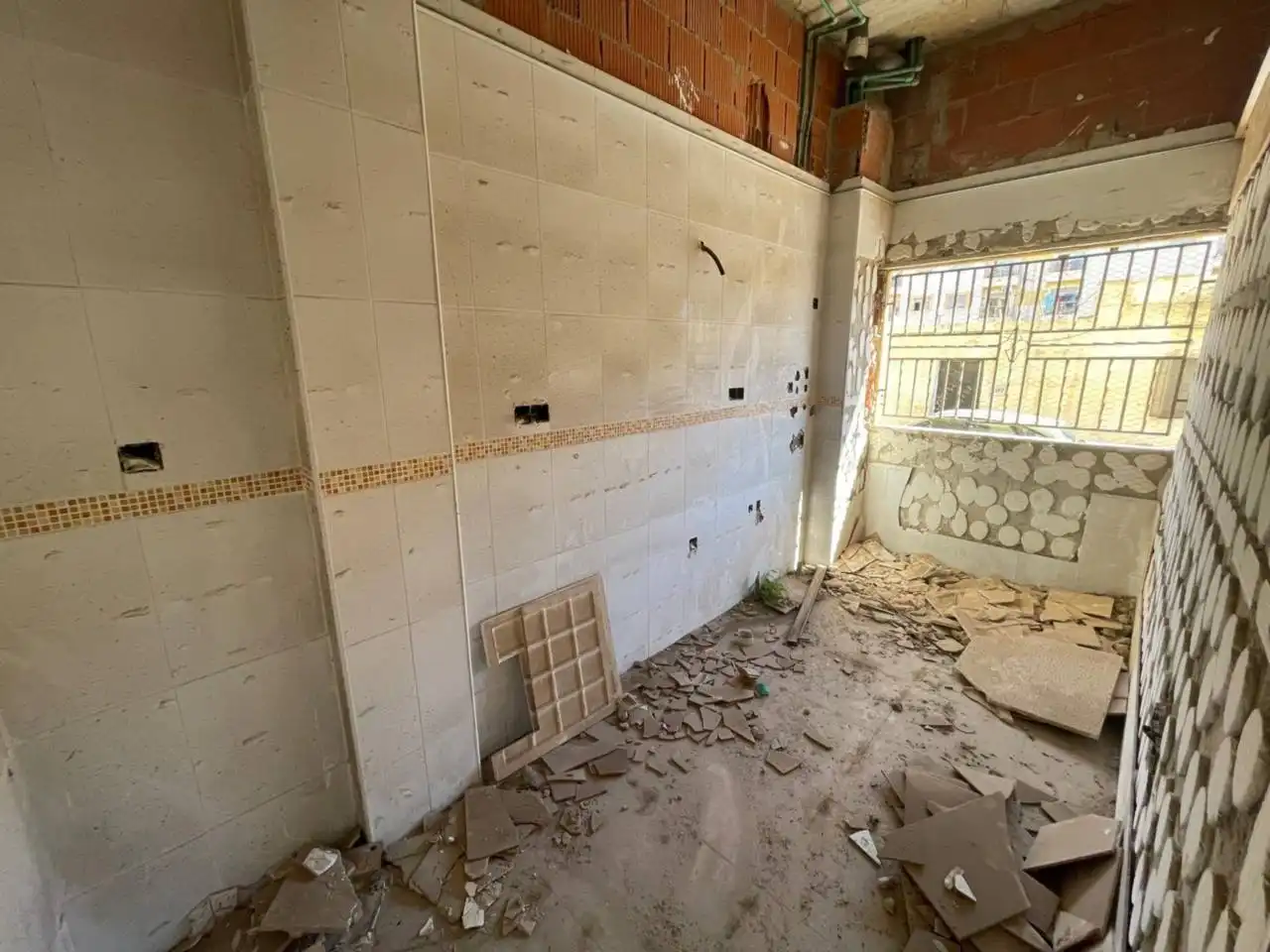 Bathroom of Buildings for sale in Águilas
