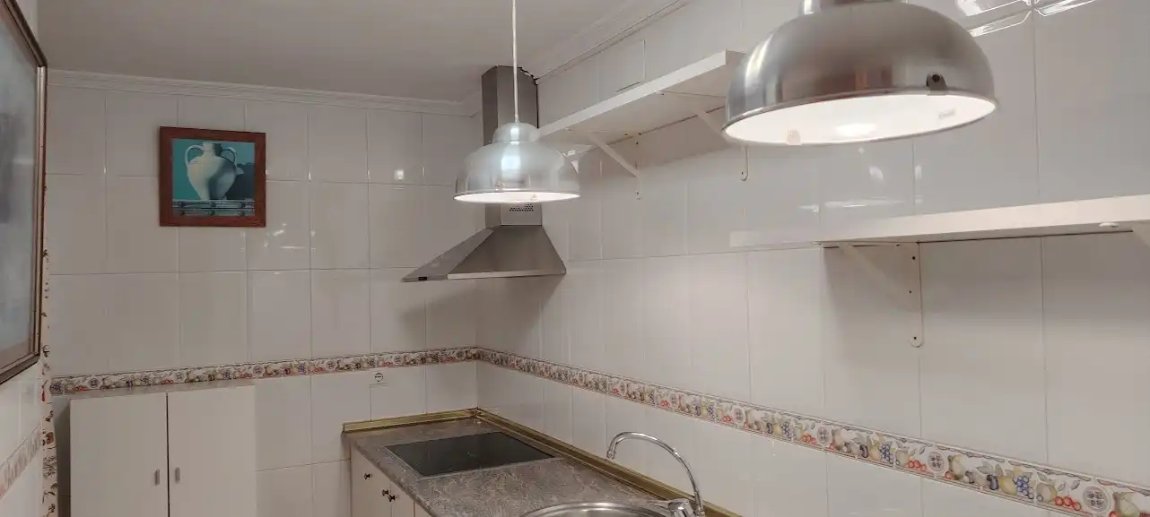 Cocina de Dúplex de alquiler en Linares con Aire acondicionado, Calefacción y Terraza