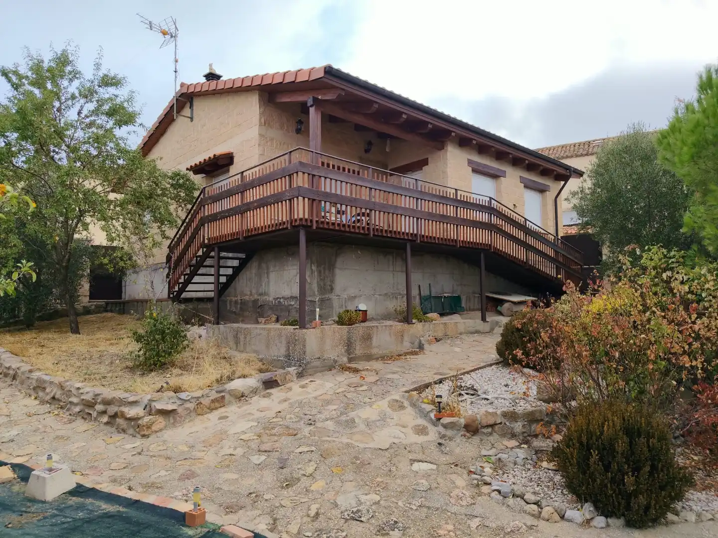 Vista exterior de Piso en venta en Almenar de Soria con Jardín privado, Parquet y Terraza