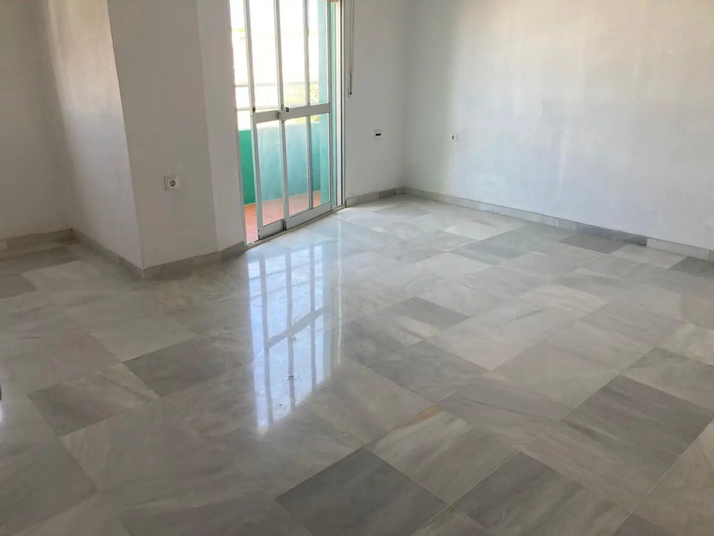 Edificio en venta en Barbate