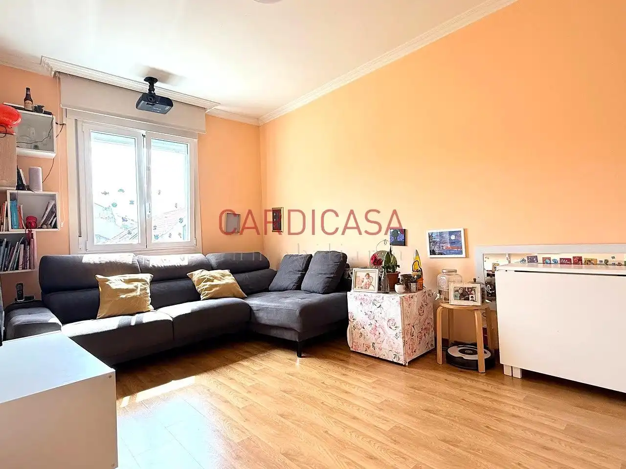 Sala de estar de Piso en venta en Vigo  con Calefacción y Parquet