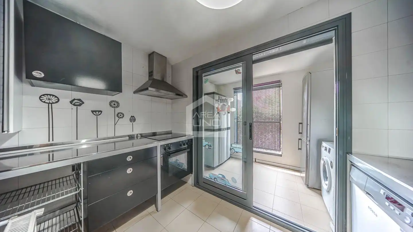 Cocina de Planta baja en venta en Alcorcón con Calefacción y Trastero