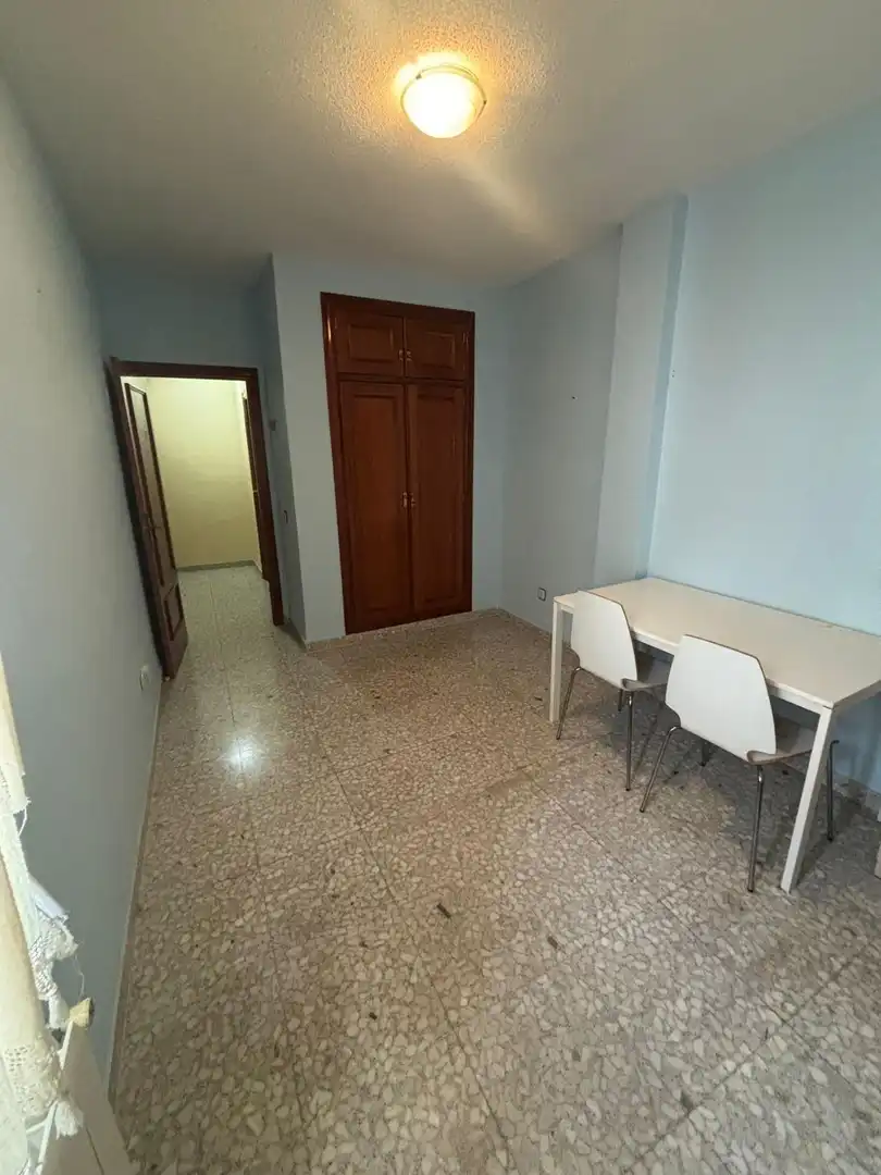 Haus oder Chalet zur Miete in Valdepeñas mit Terrasse