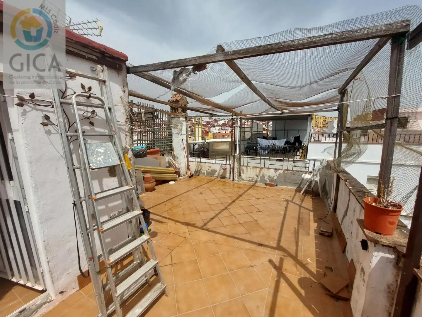 Terrassa de Casa o xalet en venda en Algeciras amb Terrassa