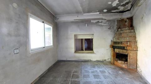 Foto 2 de Casa o xalet en venda a Viros Os-nu, As Lagoas, Ourense Capital