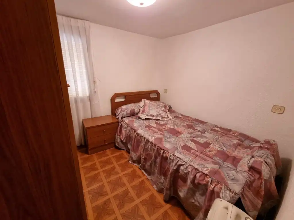 Bedroom of Houses for sale in Uruñuela  with Furnished