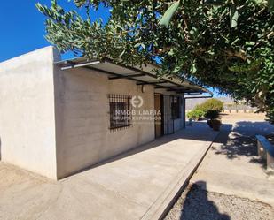 Vista exterior de Casa o xalet en venda en Hondón de las Nieves / El Fondó de les Neus amb Jardí privat, Terrassa i Traster