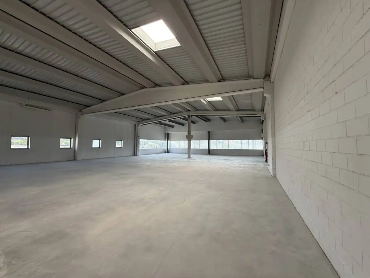 Nau industrial en venda a Calle Saturn, imagen 3