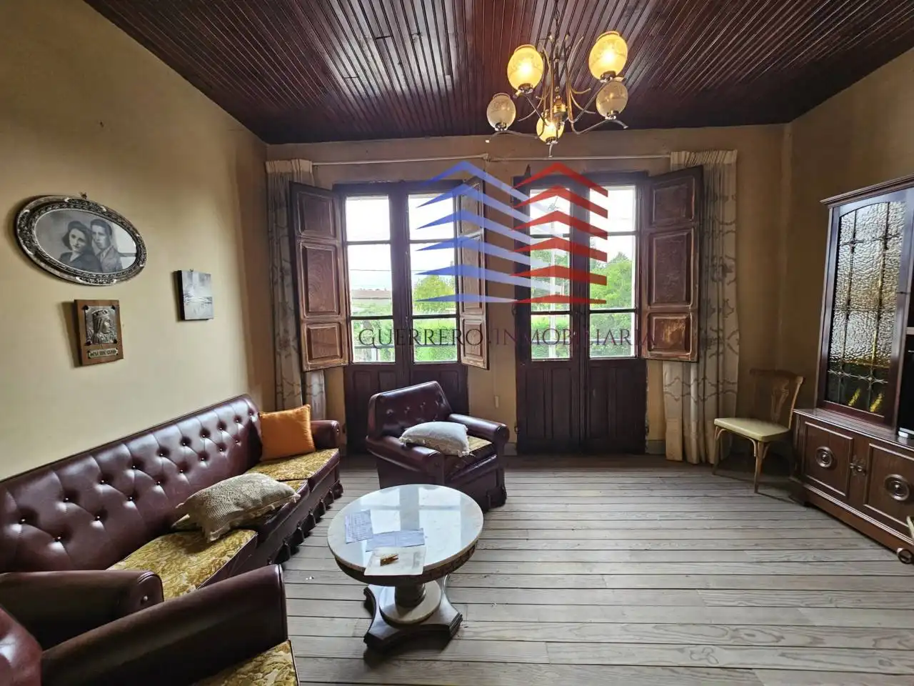 Sala d'estar de Casa o xalet en venda en Celanova amb Jardí privat i Terrassa