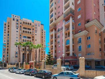 Apartament amb balcó en venda a Avenida Roentgen 3