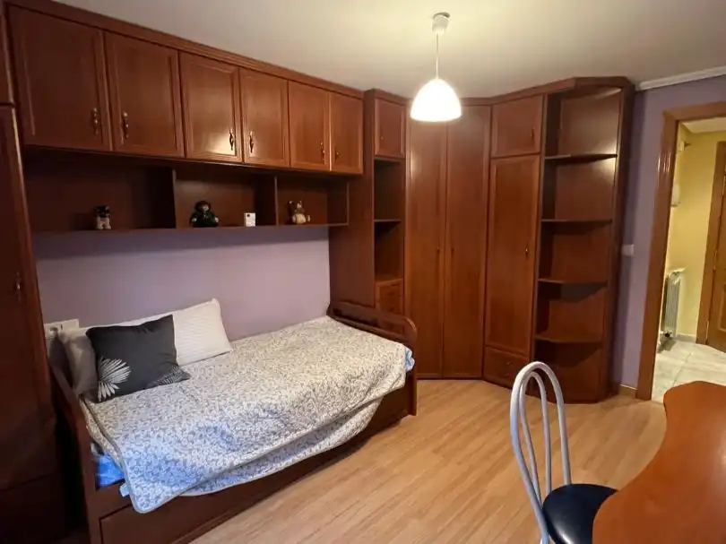Schlafzimmer von Wohnung zur Miete in Valverde de la Virgen, León