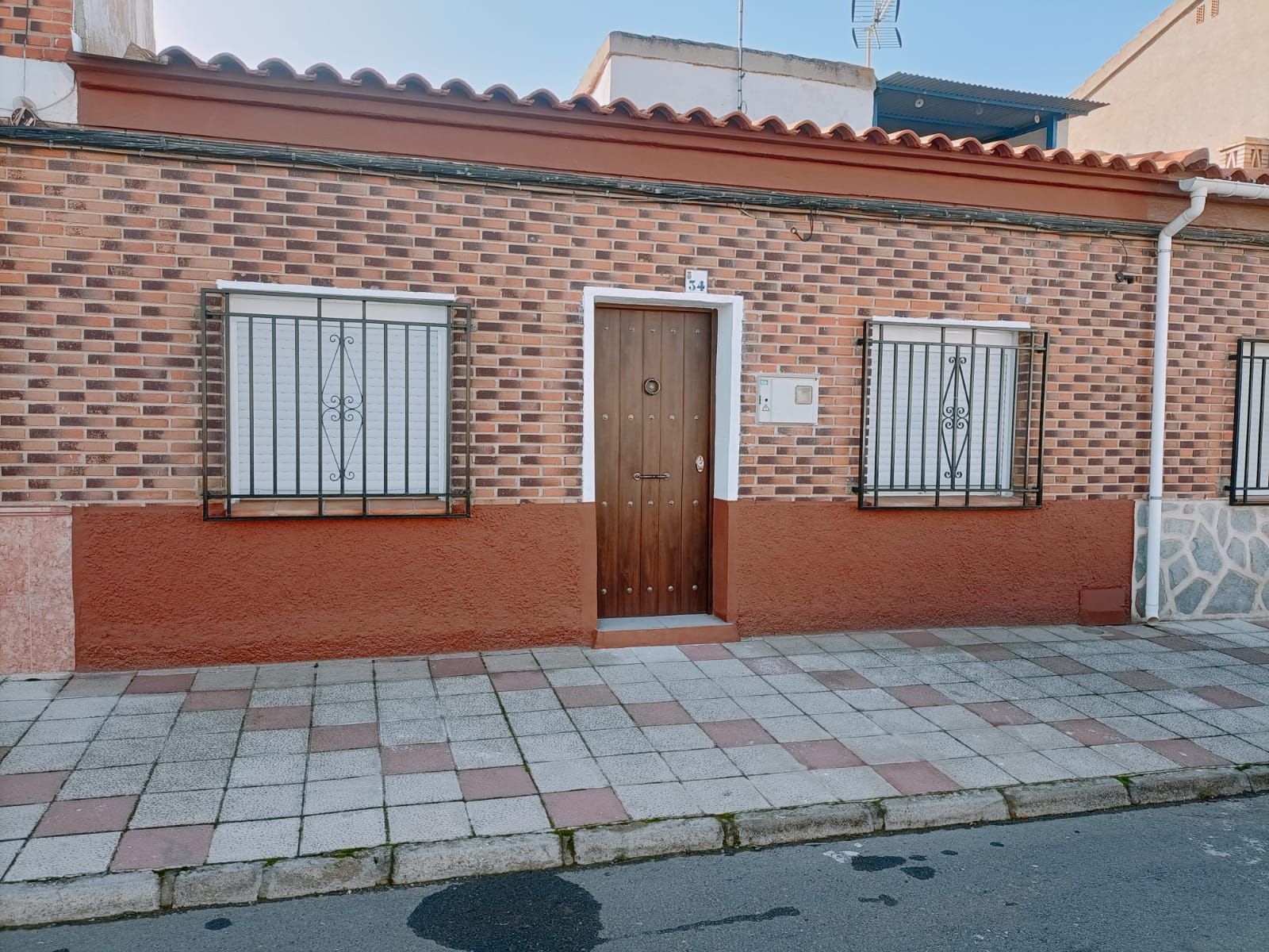 Vista exterior de Casa o chalet en venta en Almonacid de Toledo con Amueblado, Lavadora y Microondas