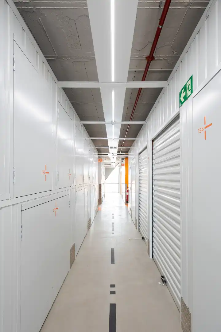 Storage room for rent in Madrid  with Alarm