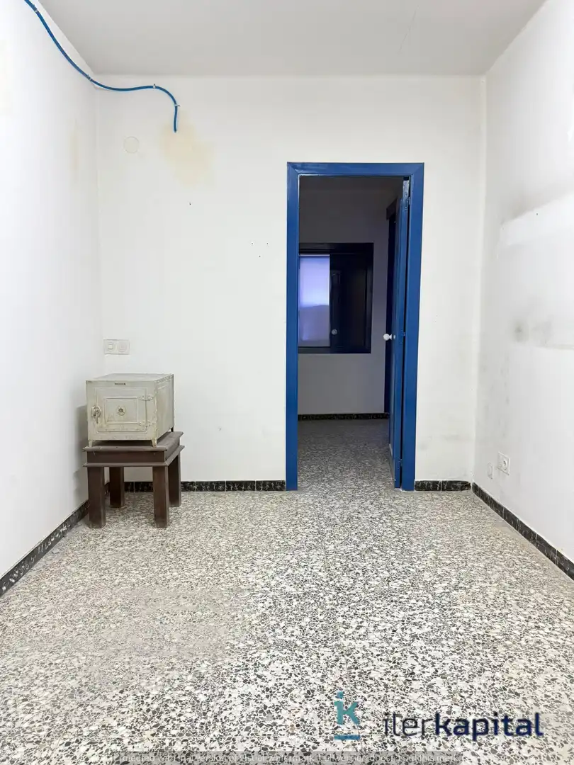 Wohnung zum Verkauf in Lleida mit Klimaanlage und Abstellraum