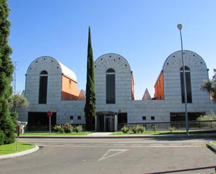 Vista exterior de Edifici en venda en Torrelodones