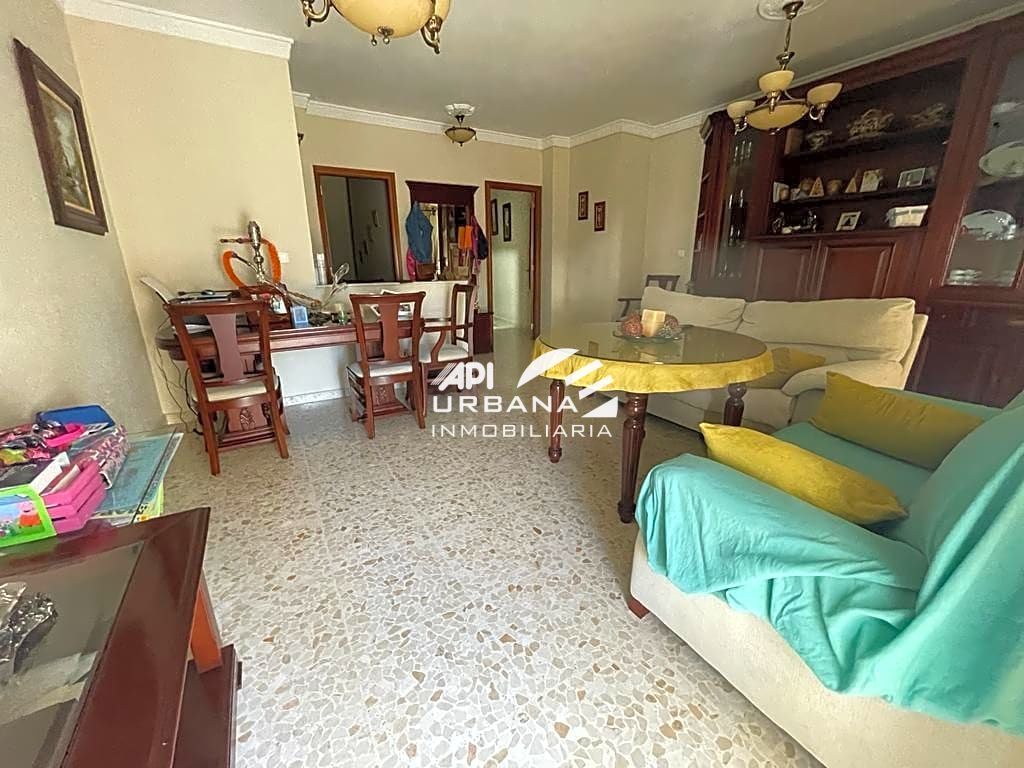 Sala d'estar de Dúplex en venda en Lucena amb Traster i Balcó
