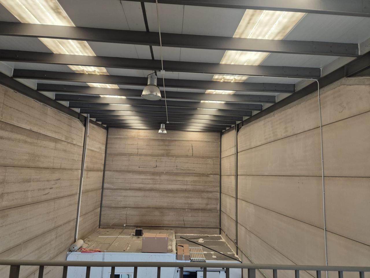 Industrial buildings for sale in  Toledo Capital