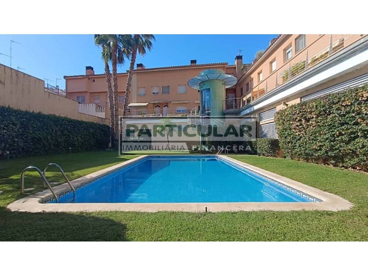 Piscina de Dúplex en venda en Mataró amb Aire condicionat, Calefacció i Terrassa