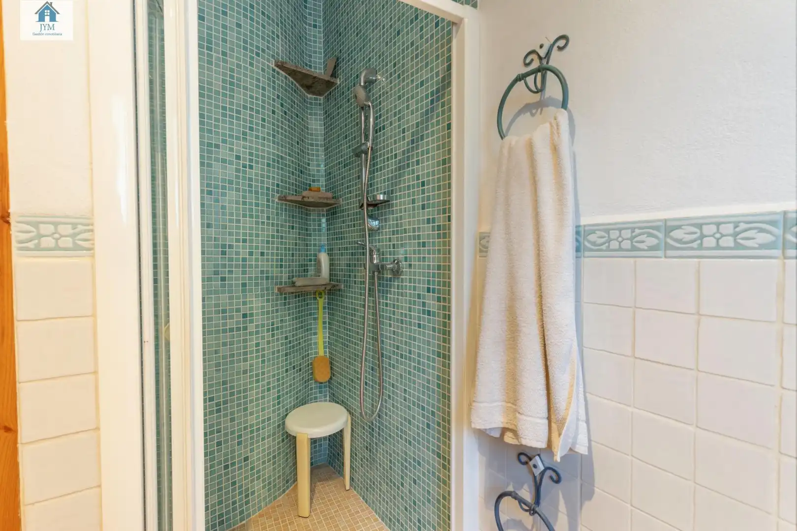Baño de Casa o chalet en venta en Dílar con Aire acondicionado, Calefacción y Jardín privado