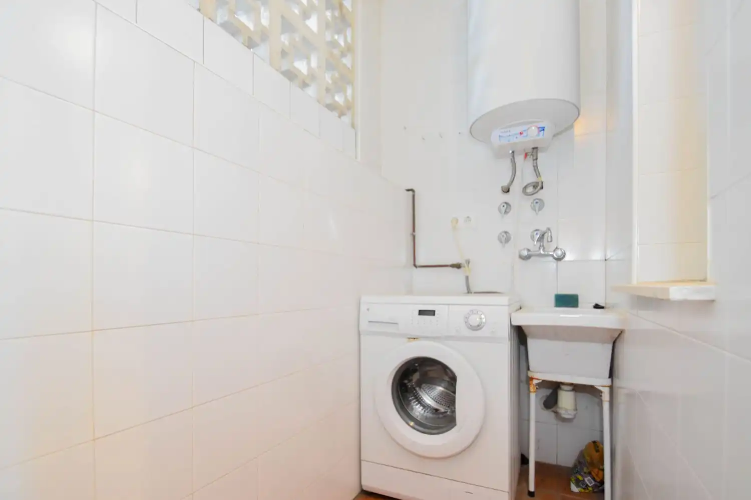 Bany de Casa adosada en venda en Las Gabias amb Terrassa i Piscina comunitària