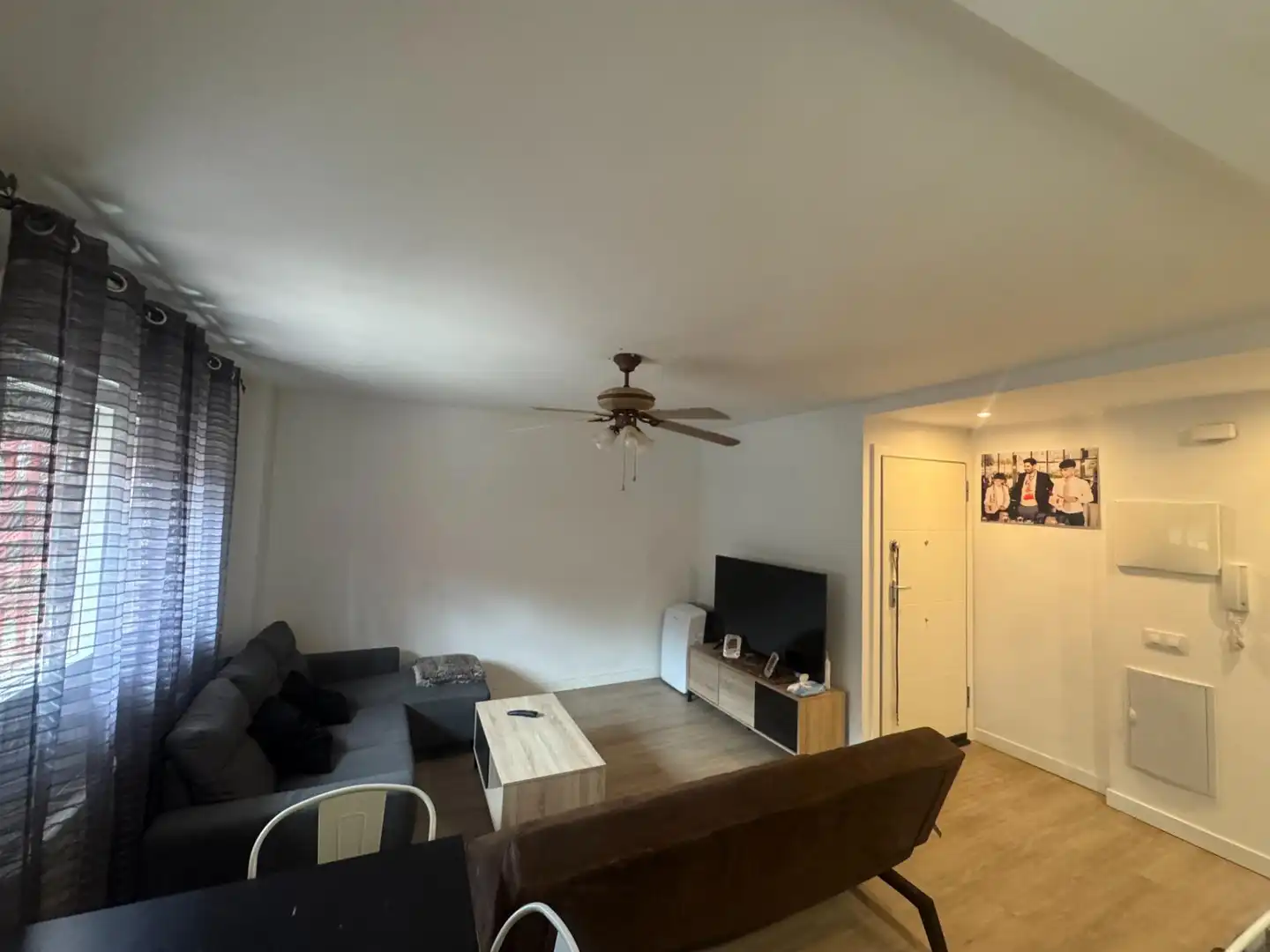 Living room of Flat for sale in Madrid  with Heating and Community pool