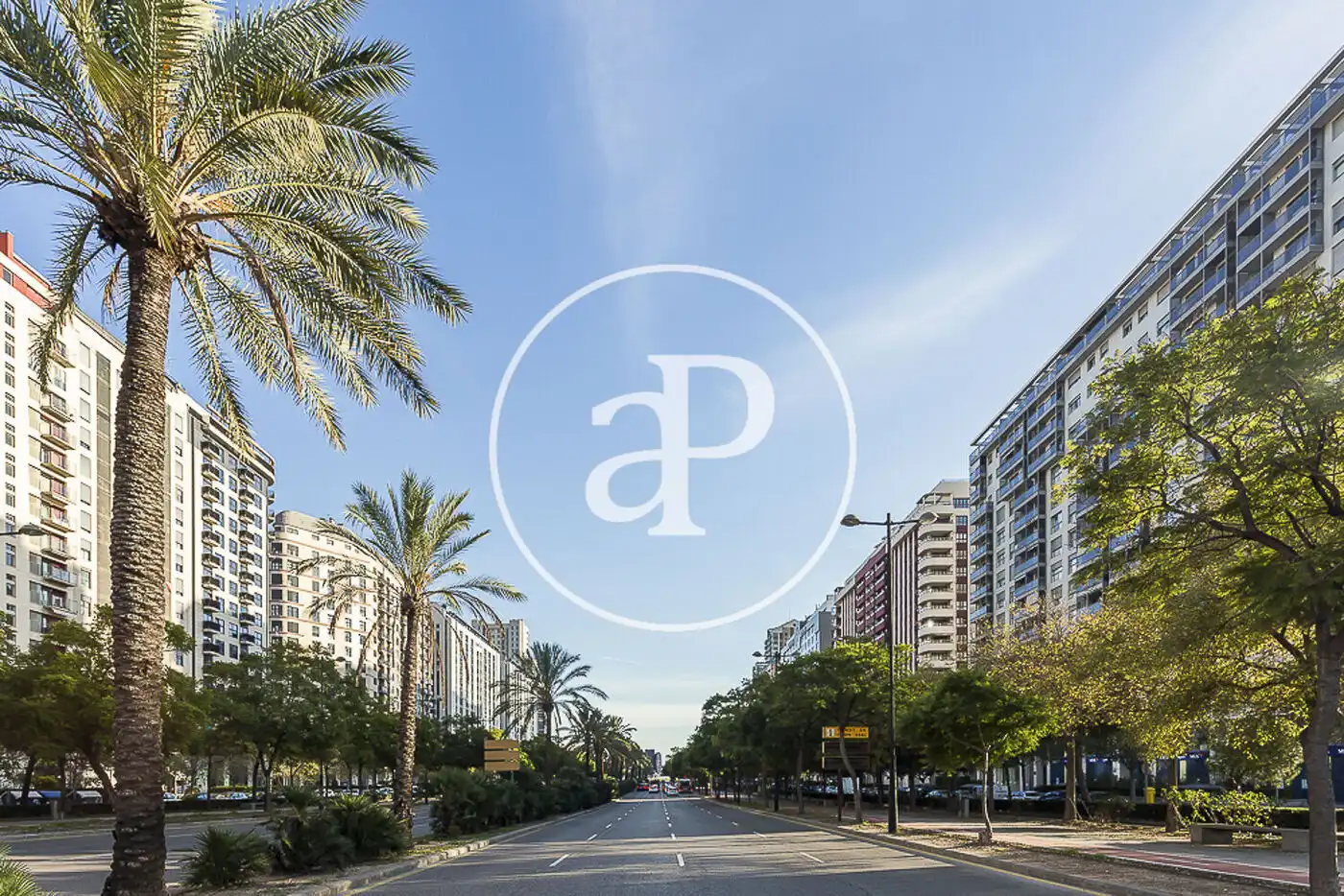 Flat for rent in Av. de les Corts Valencianes, Sant Pau