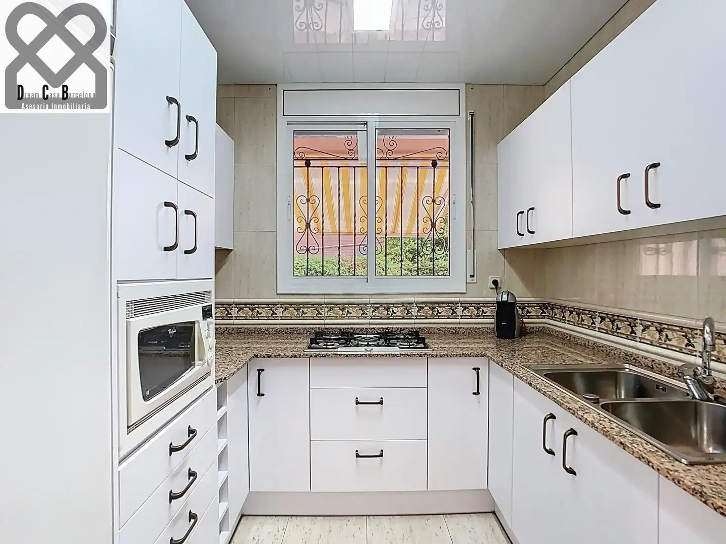 Cuina de Casa o xalet en venda en Caldes de Montbui amb Aire condicionat, Calefacció i Jardí privat