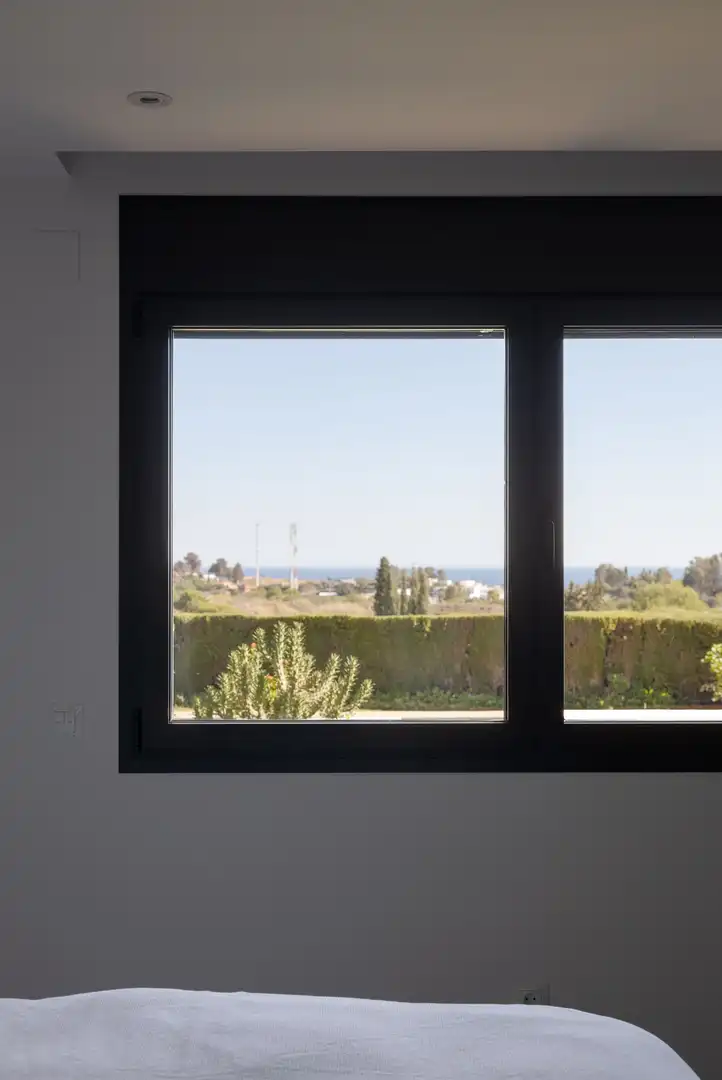 Vista exterior de Casa o chalet en venta en Benahavís con Terraza y Balcón