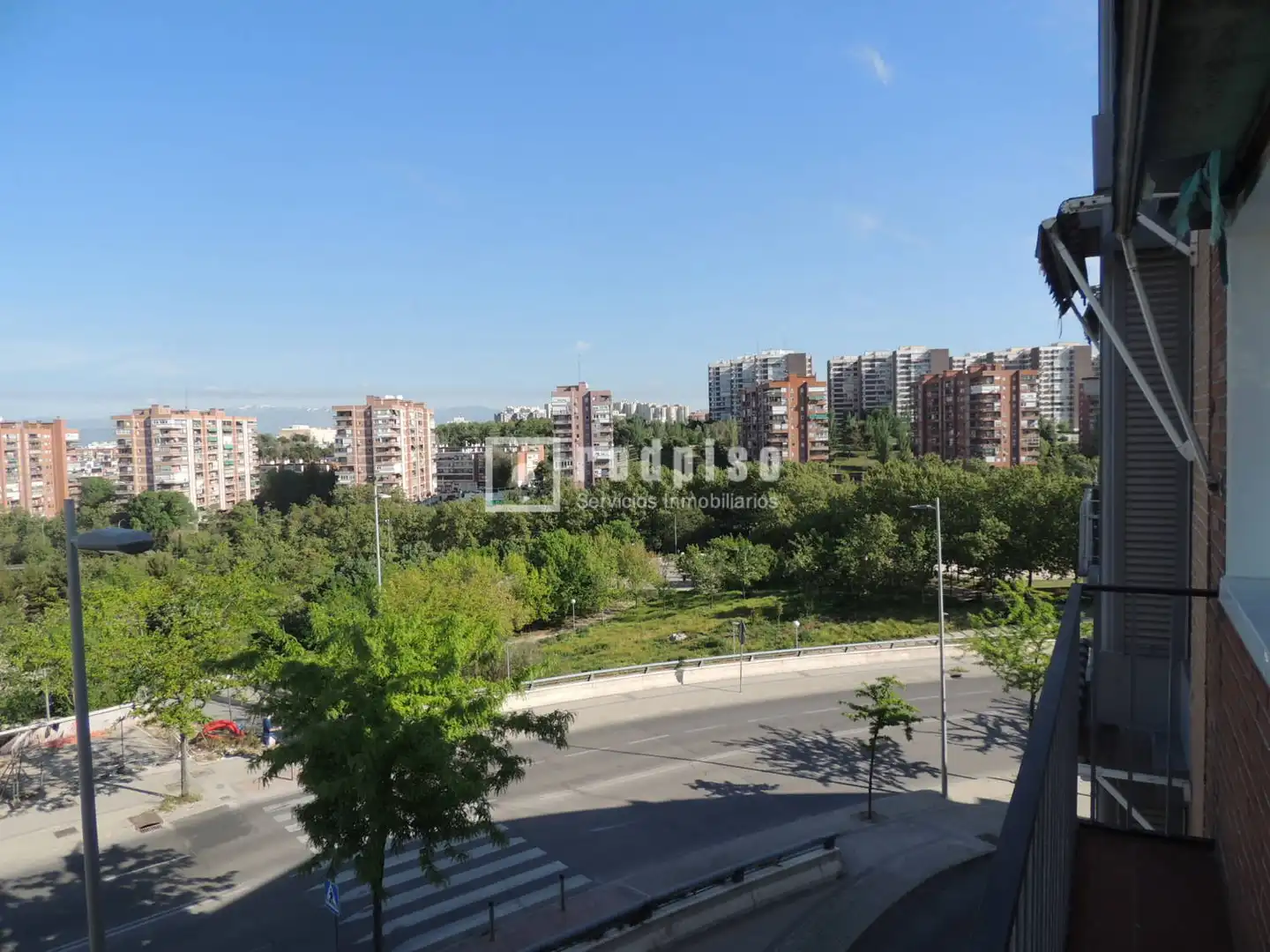 Außenansicht von Wohnung zum Verkauf in Madrid mit Klimaanlage, Heizung und Terrasse