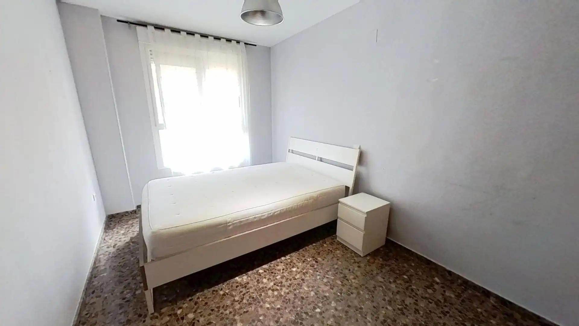 Dormitori de Pis en venda en Llíria amb Aire condicionat