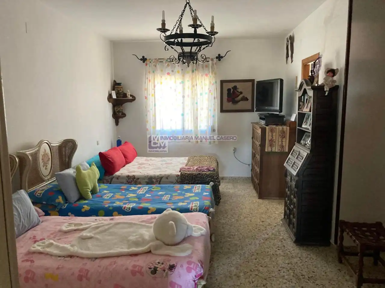 Dormitori de Casa o xalet en venda en Cáceres amb Calefacció, Jardí privat i Terrassa