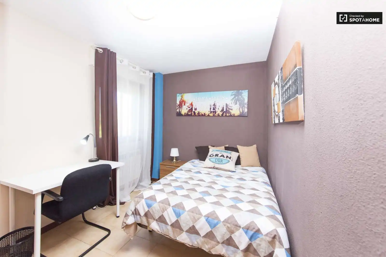 Habitación de Piso para compartir en Alcalá de Henares con Aire acondicionado, Terraza y Amueblado