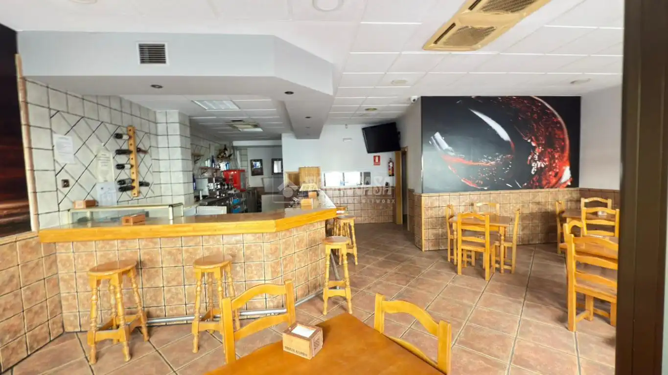Local en venta en Azuqueca de Henares con Aire acondicionado y Amueblado