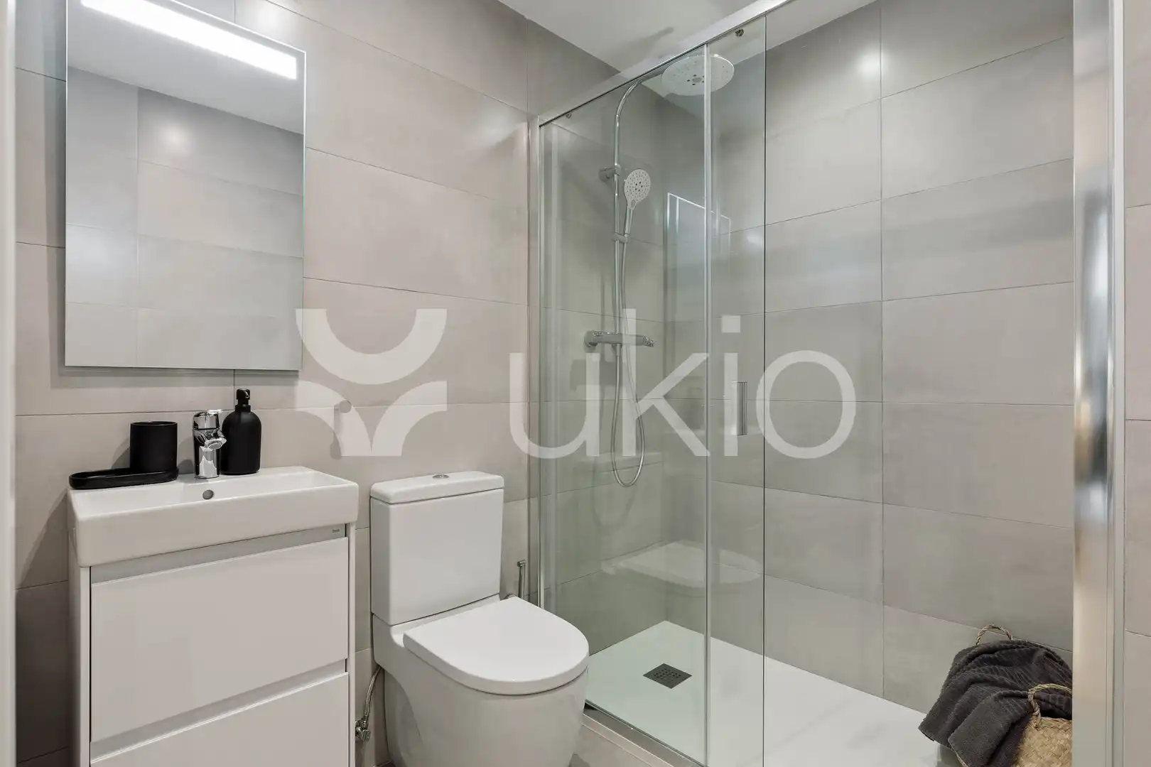 Apartamento con terraza en alquiler en Carrer de les Jonqueres, imagen 13